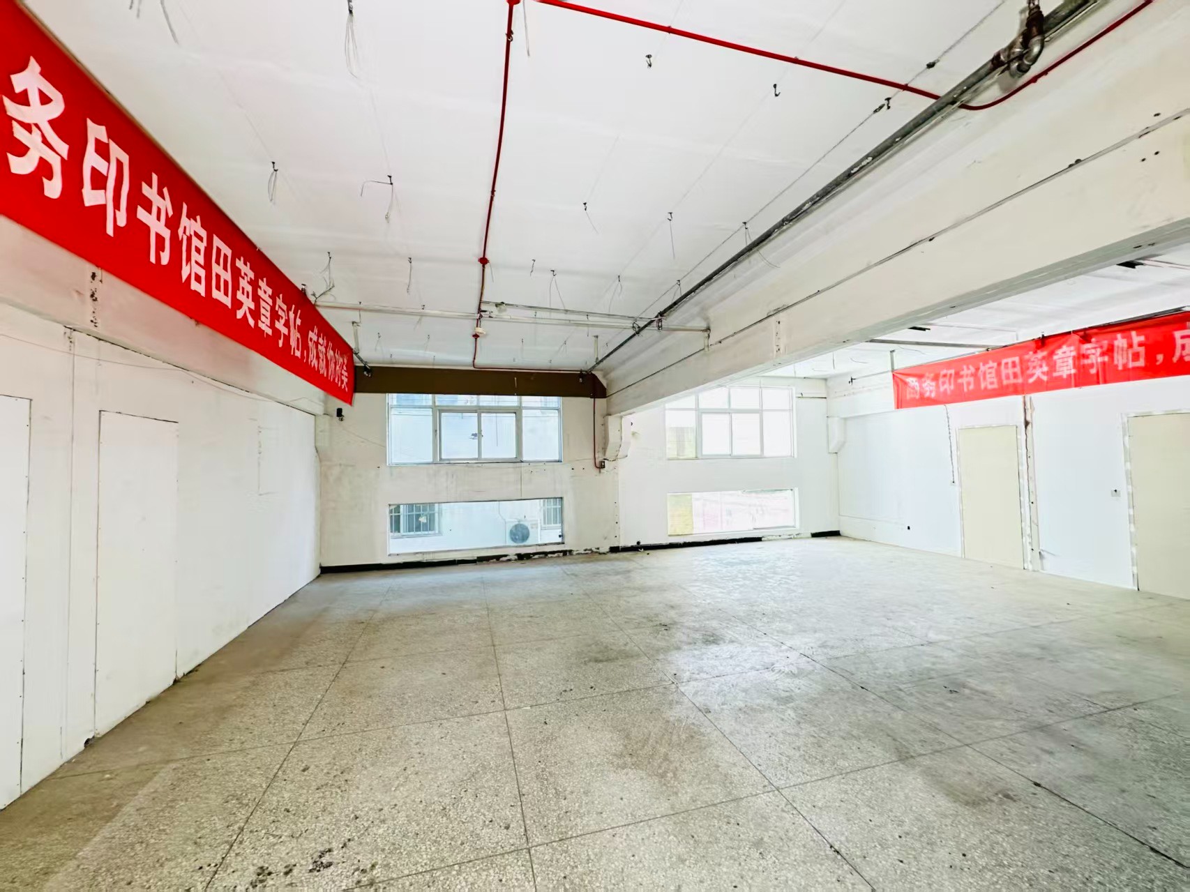 美伦河图源建议再强化“人工智能算力中心、AI应用孵化、数字经济示范园”等产业概念，会更符合产业园招商语言_COPY